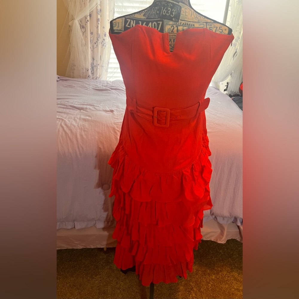 Elegant Red Strapless Dress